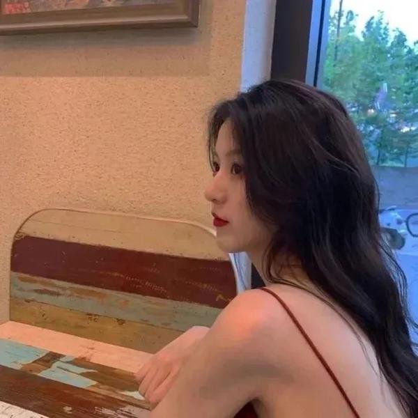 蒂尔